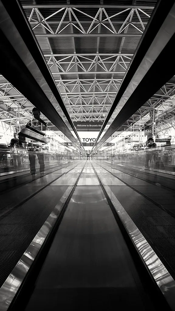 Symmetry: Create Eye-Catching Balance